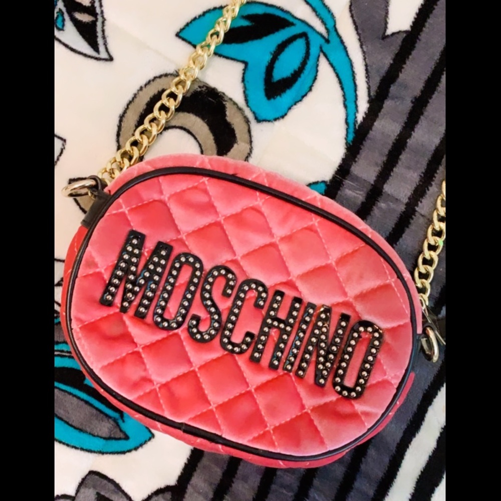 💖Pre loved PINK MOSCHINO crossbody bag💖